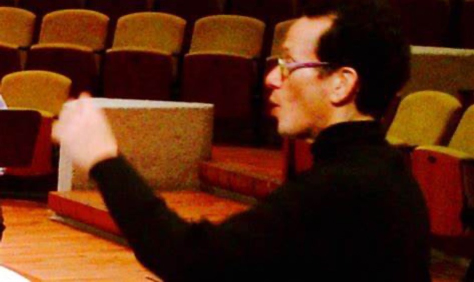 Roberto McCausland - Radio-01